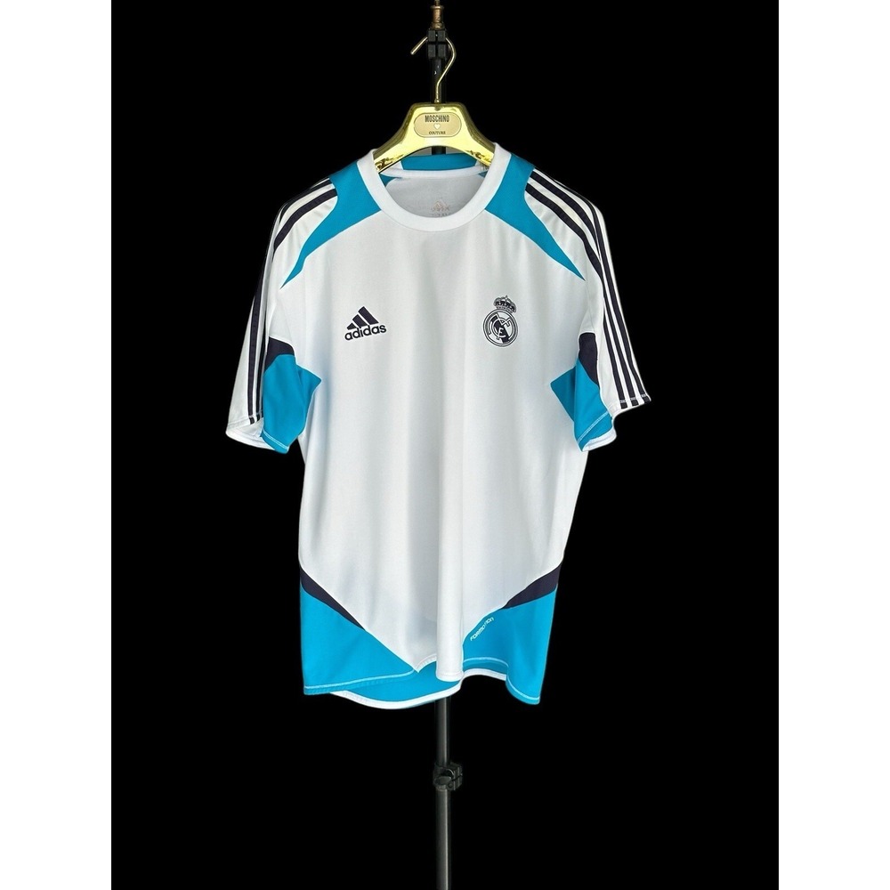 Real Madrid Men Adidas Size Tag Faded Appears as a Medium Soccer Shirt